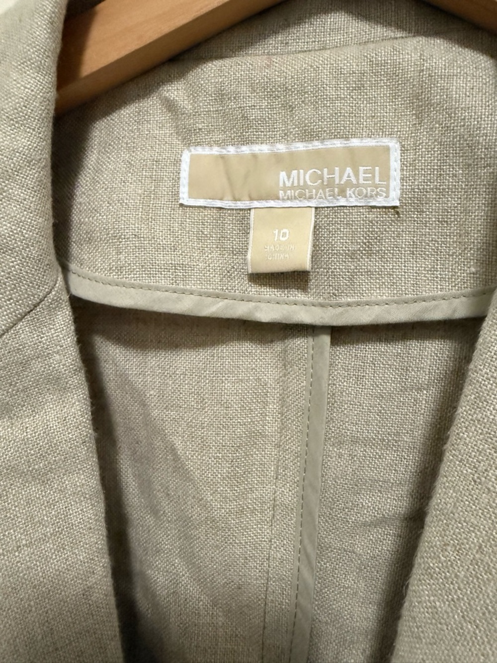 Michael Kors 100% Linen Light Beige Ruched-Sleeve Blazer Size 10 - Picture 4 of 5
